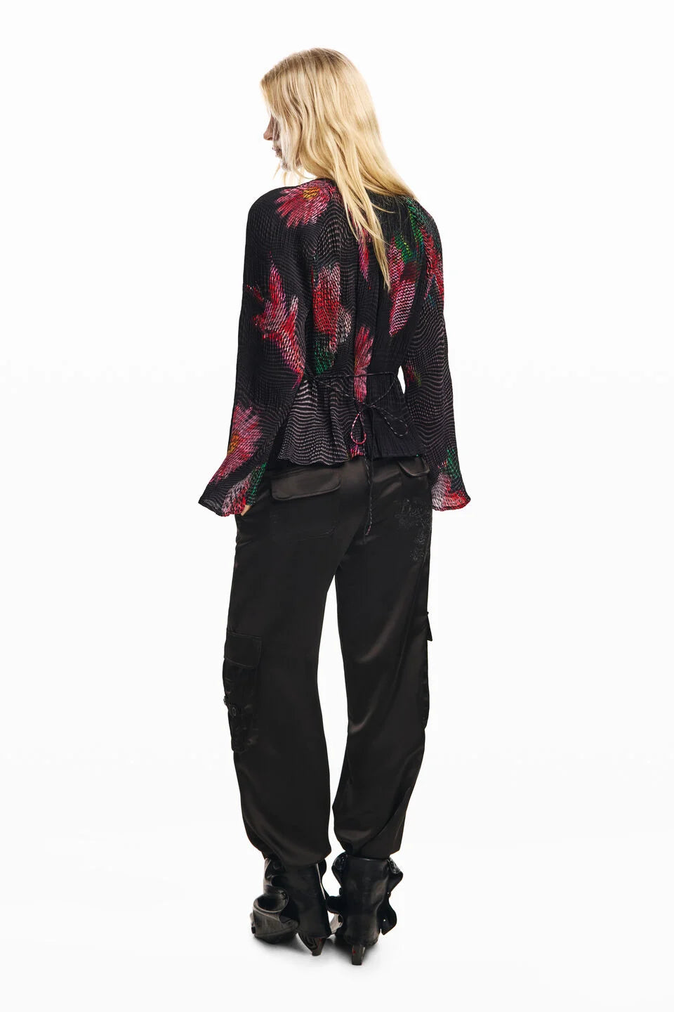 Blusa con fiore - DESIGUAL